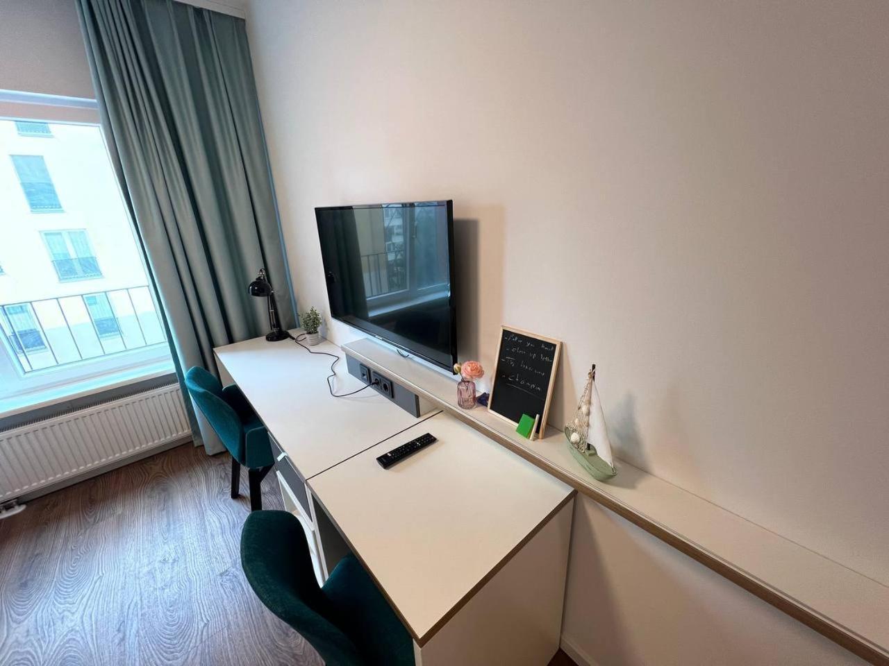 Modern Studio In Central Berlin & Free Gym Access Apartment Exterior photo